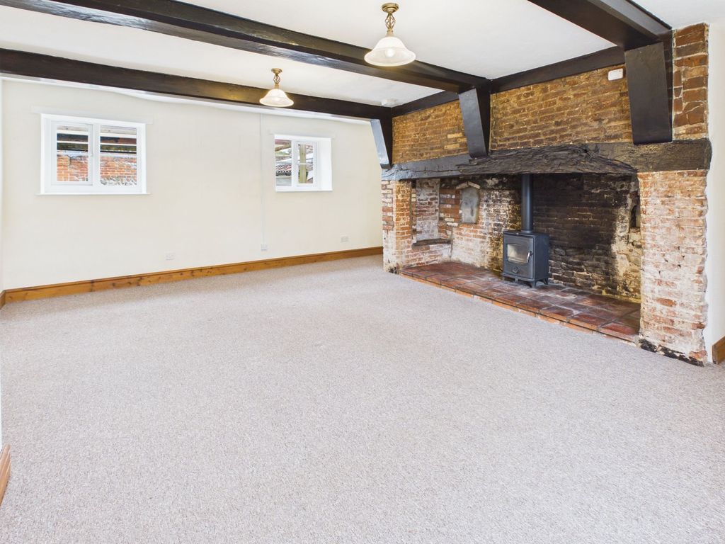 Property photo 2 of 21