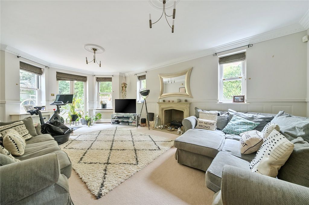 Property photo 2 of 18 Picture No. 07