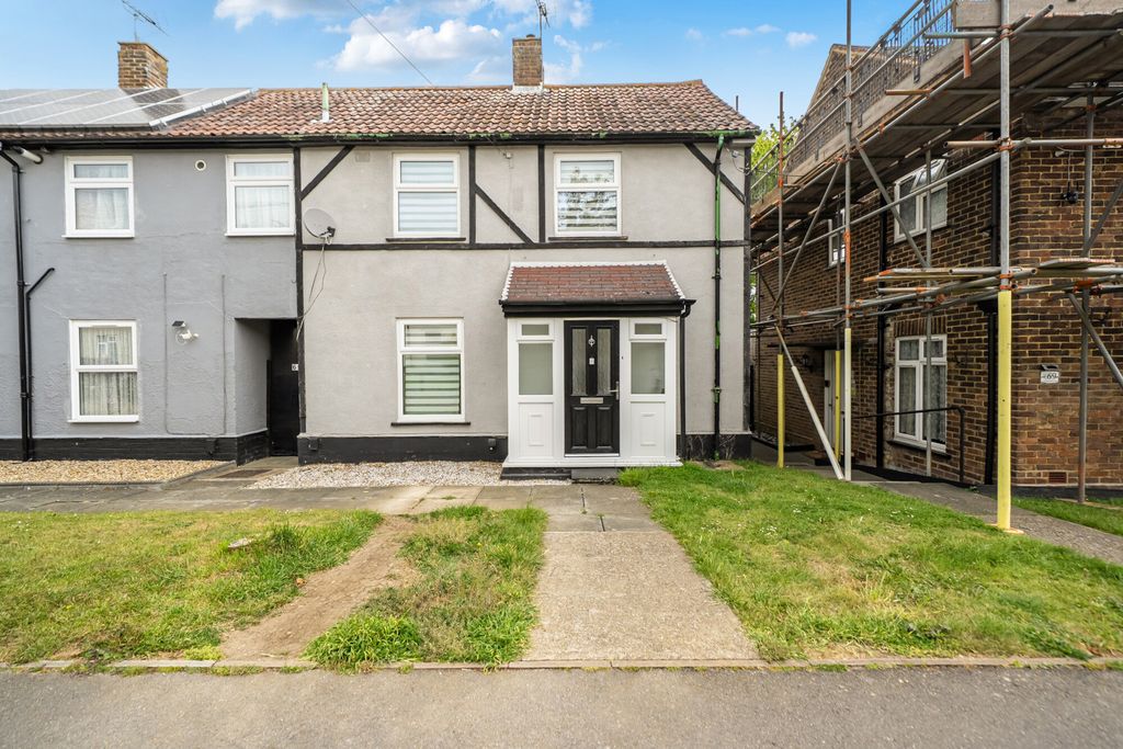 Property photo 1 of 25 External