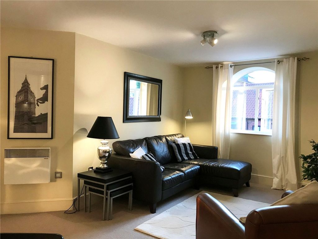 Property photo 3 of 10 Picture No. 17