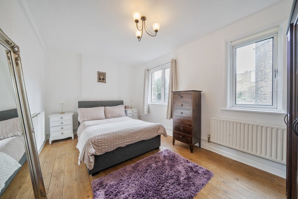 Property photo 2 of 7 Picture No. 10