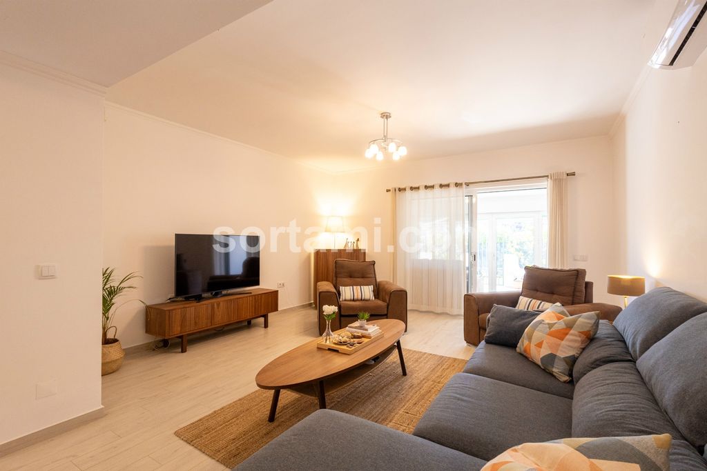 Property photo 2 of 41