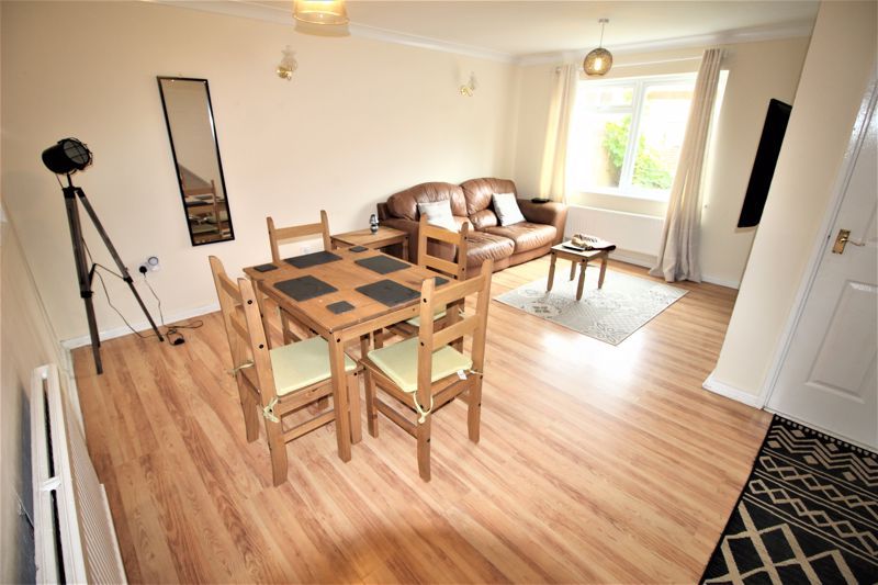 Property photo 2 of 9 Photo 2