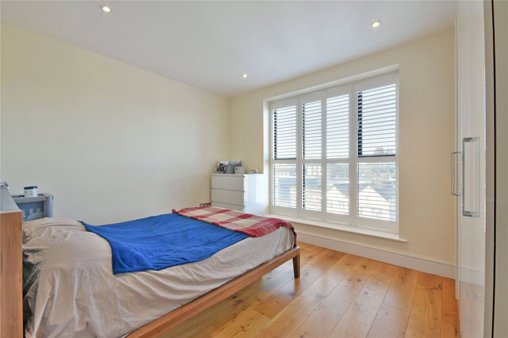 Property photo 3 of 10 Picture No. 20