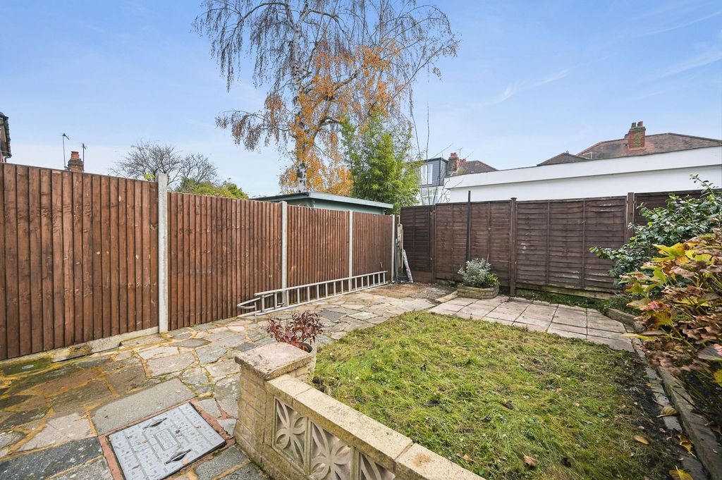 Property photo 3 of 7
