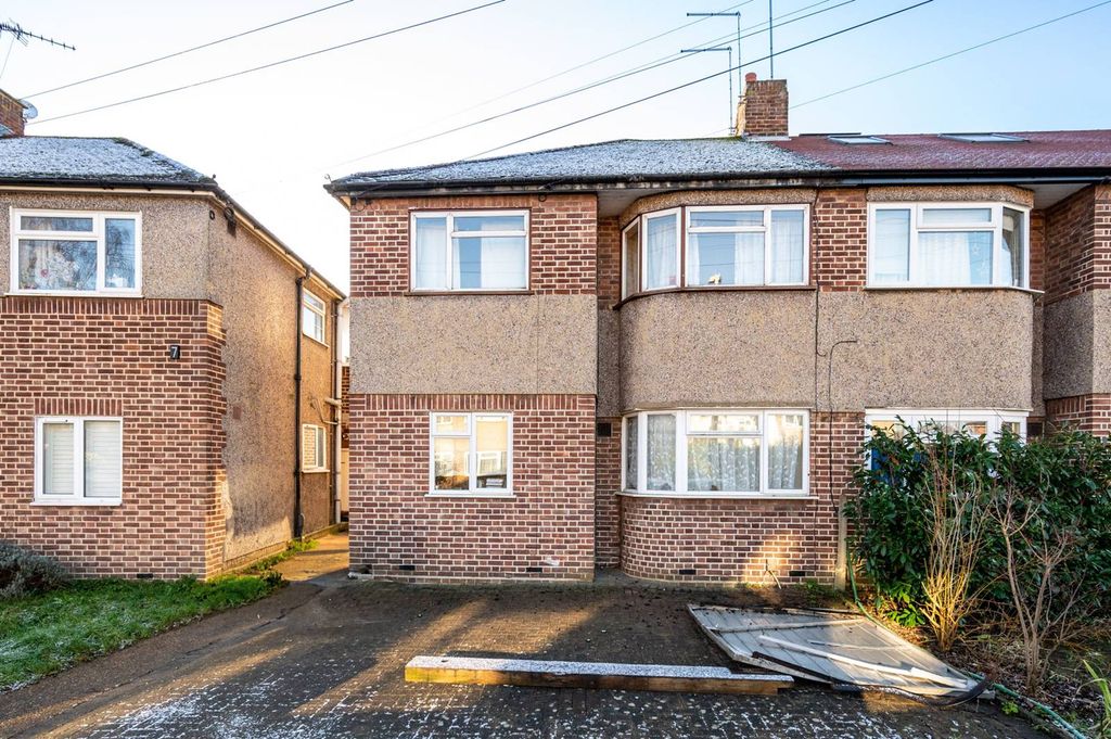 Property photo 2 of 6