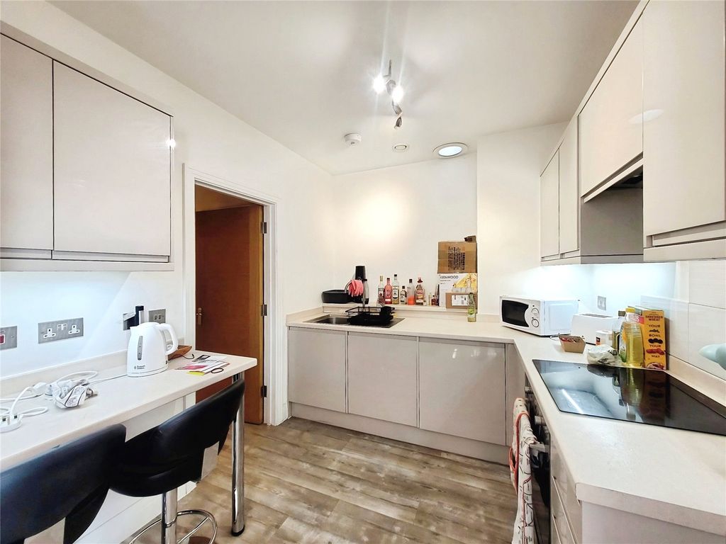 Property photo 2 of 5 Kitchen