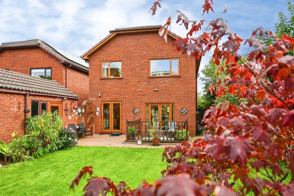 Property photo 3 of 22 Pbox-Img.Jpg