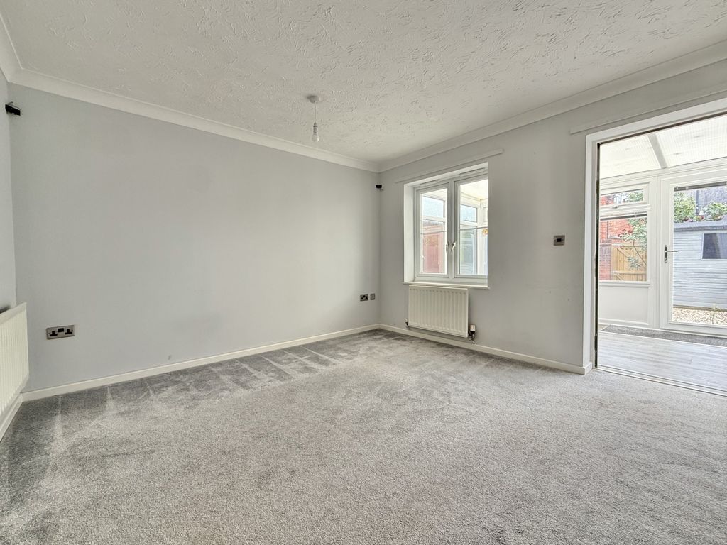 Property photo 3 of 18 Photo 8