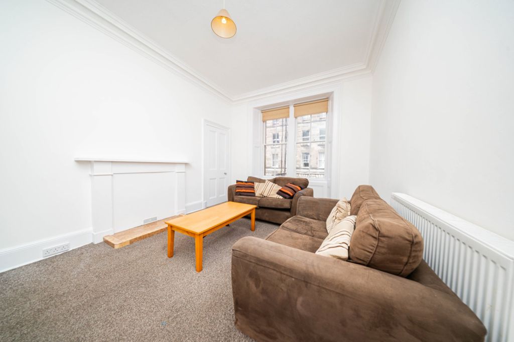 Property photo 3 of 17 Photo 3