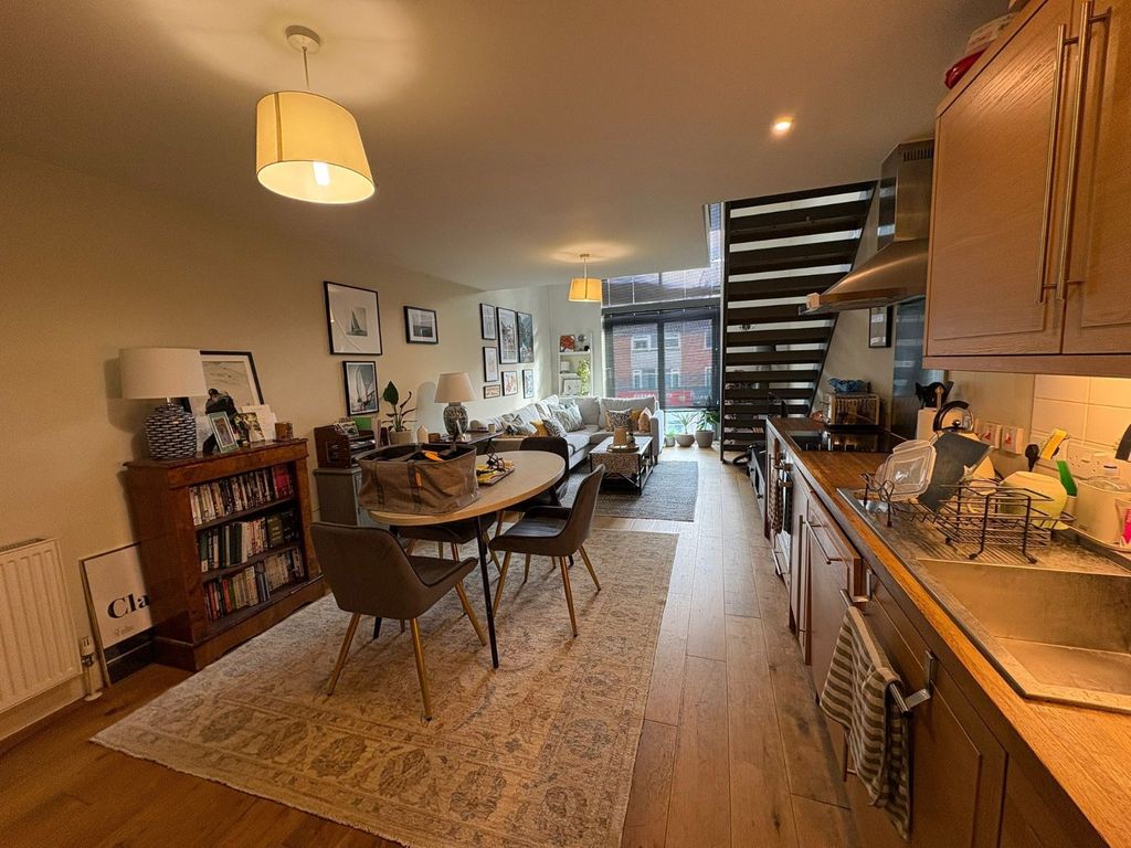 Property photo 2 of 8 Picture No. 09