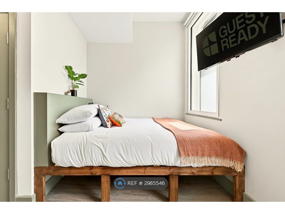 Property photo 2 of 18 King Studio (5)