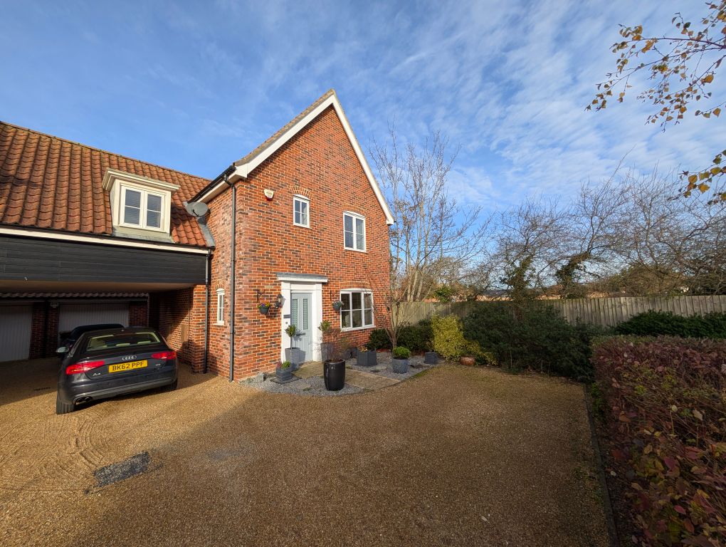 Property photo 1 of 12 Pxl_20251113_095006078