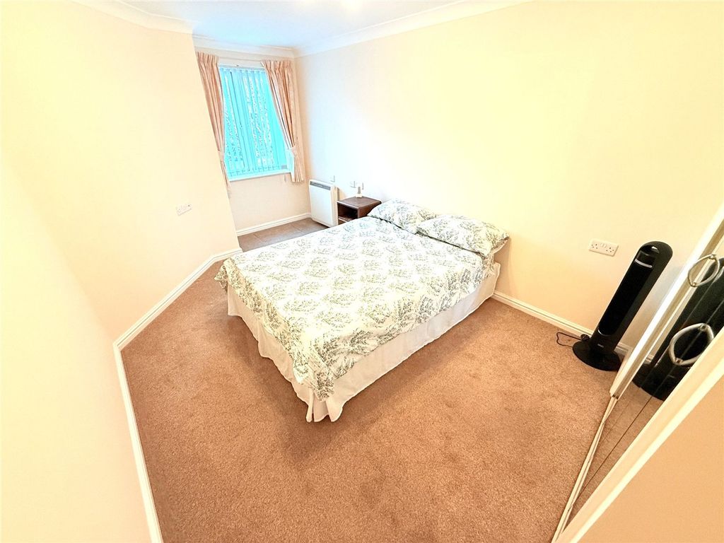 Property photo 3 of 7