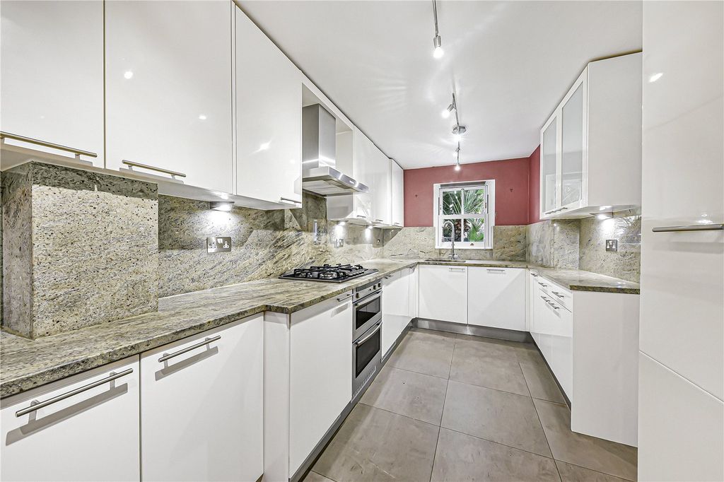 Property photo 3 of 15 Picture No. 40