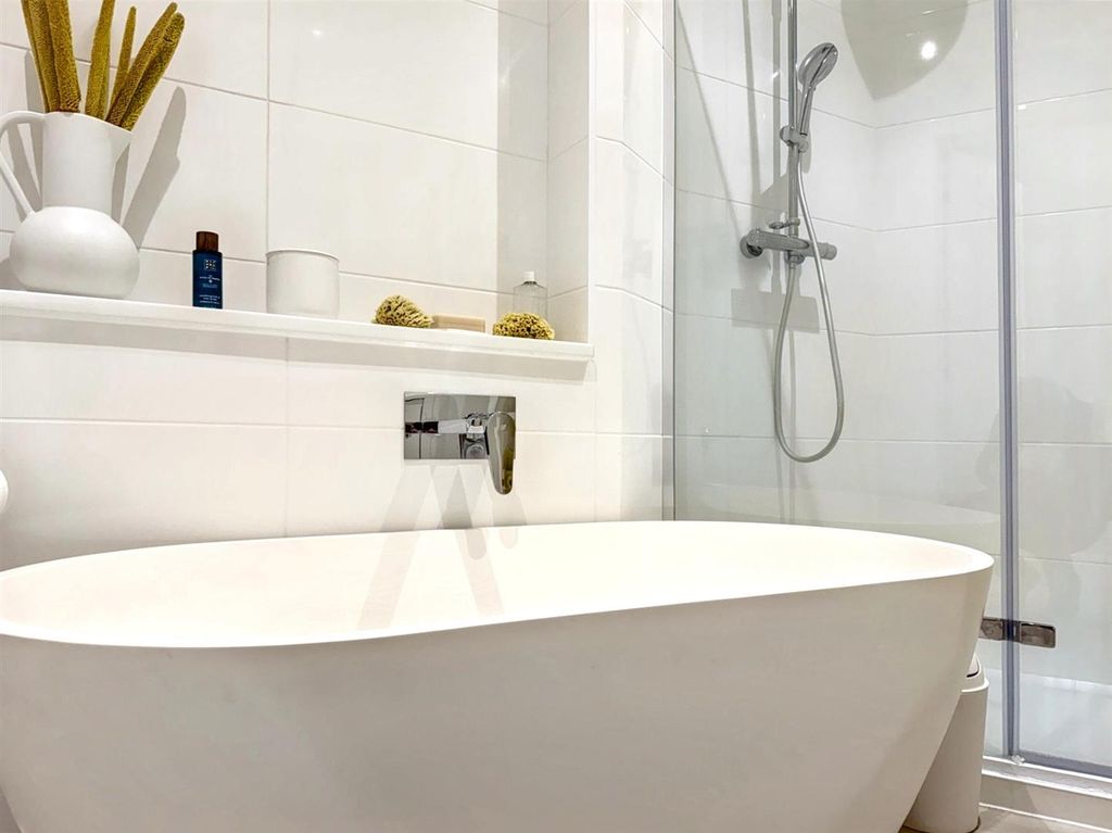 Property photo 3 of 9 4 (96).Jpg