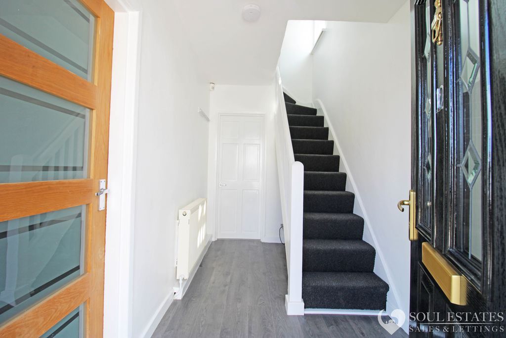Property photo 2 of 15 Entrance Hallway