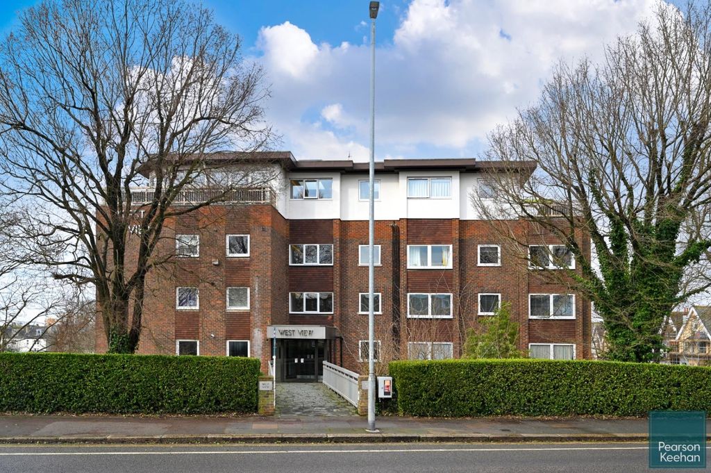 Property photo 1 of 16 Exterior