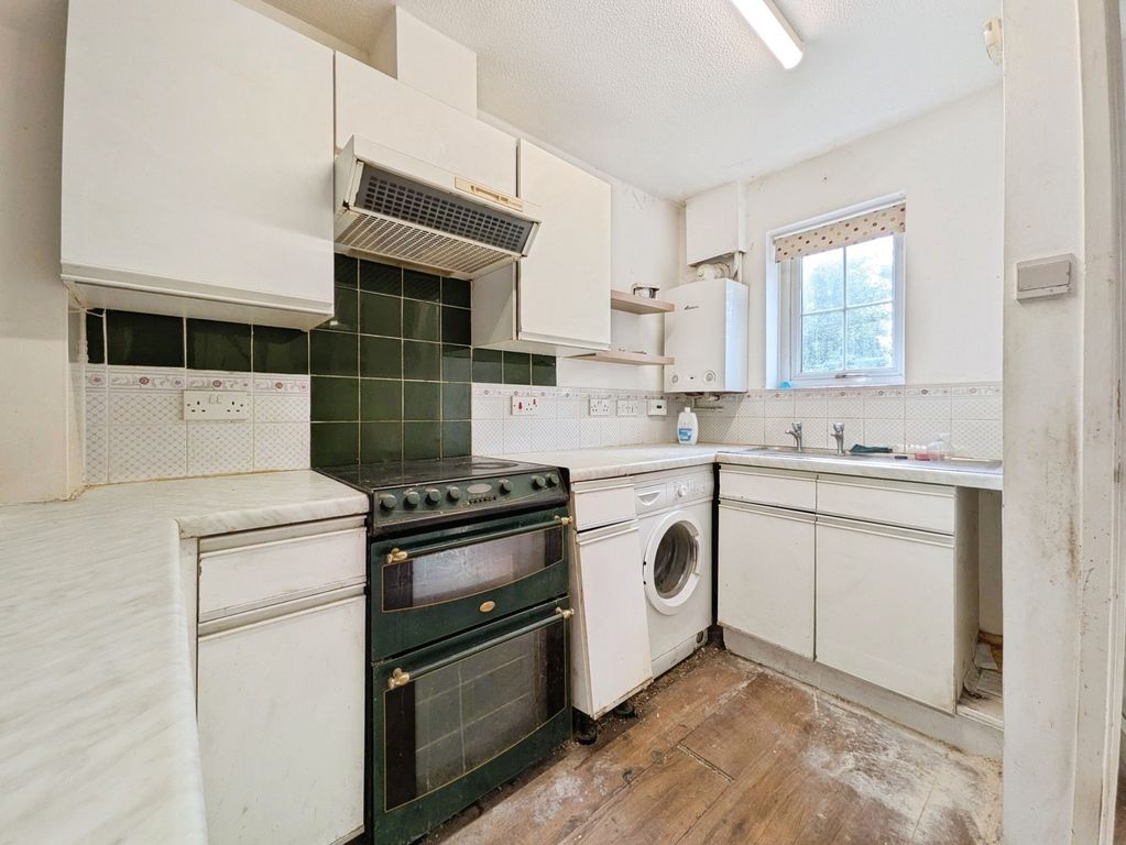 Property photo 3 of 7 Pbox-Img.Jpg