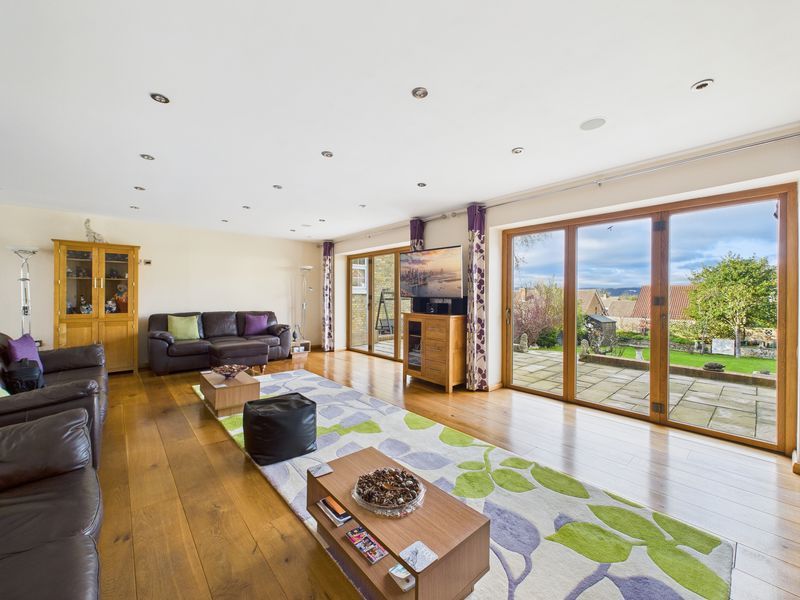 Property photo 2 of 25 Photo 5