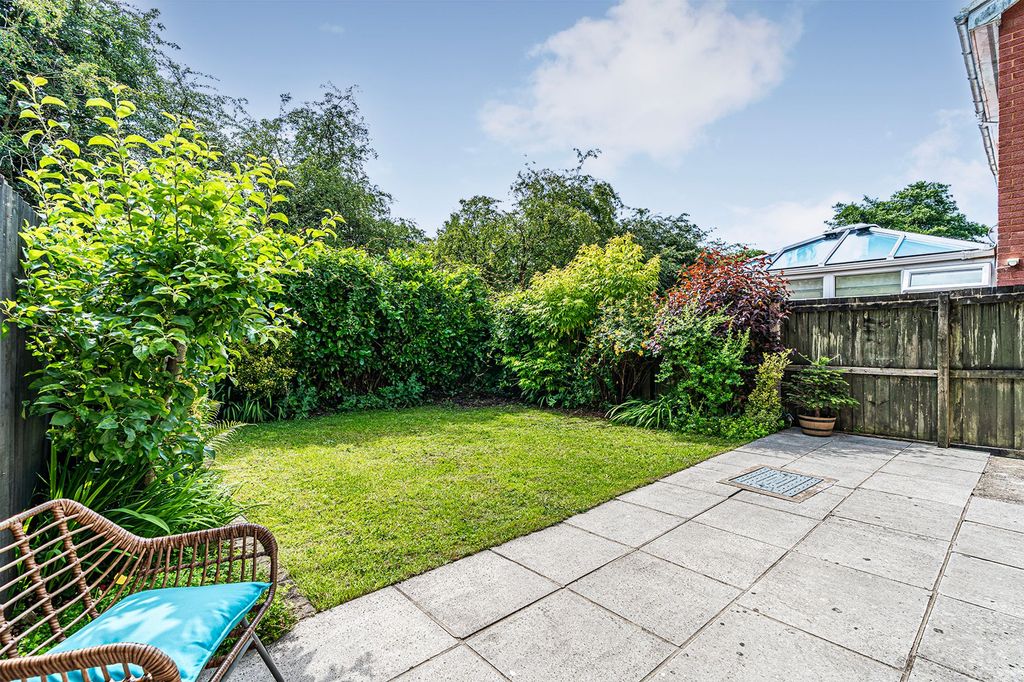 Property photo 2 of 29