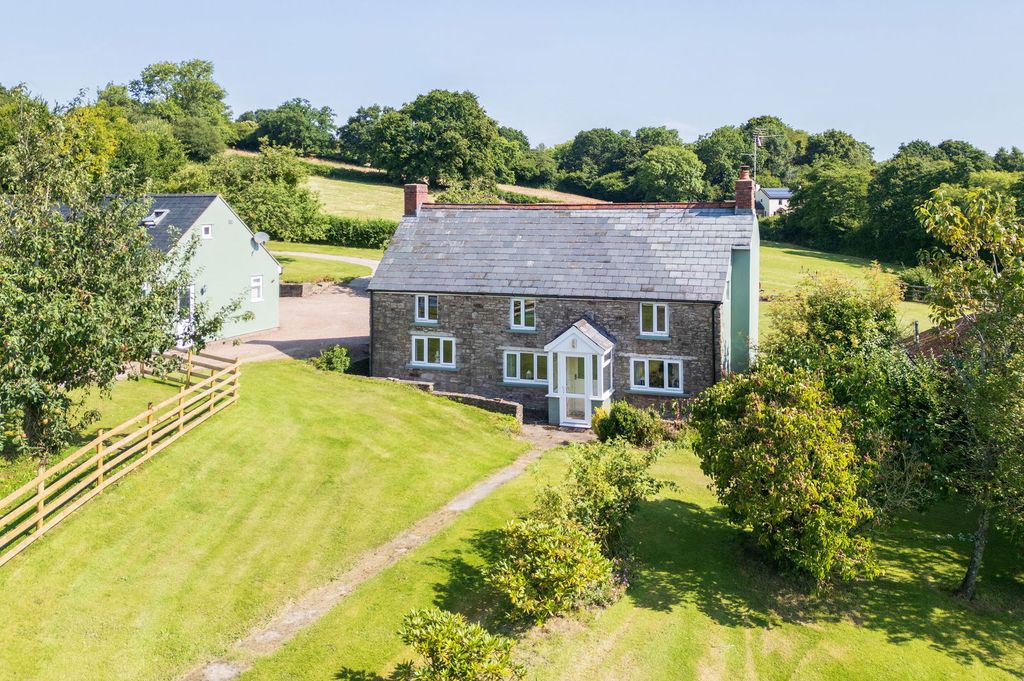 Property photo 2 of 55