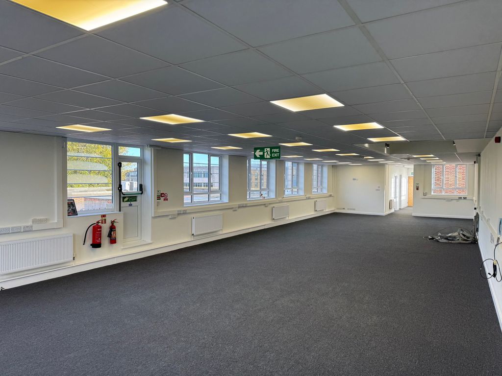 Property photo 1 of 3