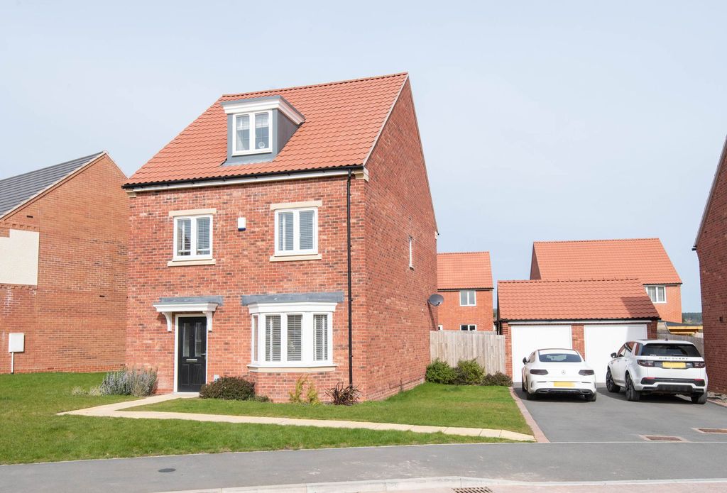 Property photo 1 of 26