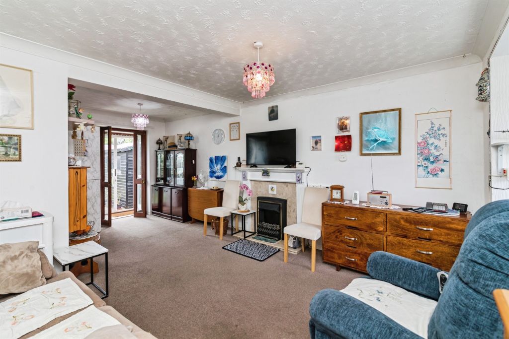 Property photo 3 of 19