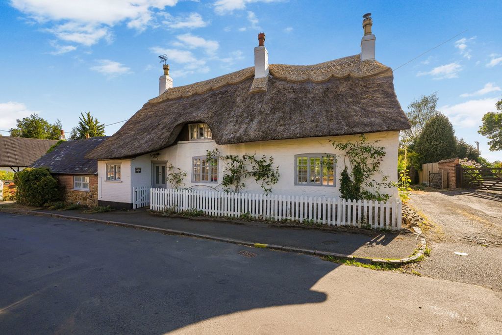 Property photo 1 of 35