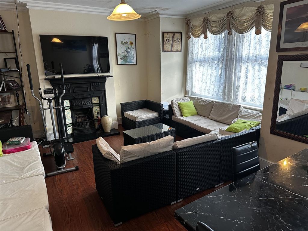 Property photo 2 of 11 Img_6822.Jpeg