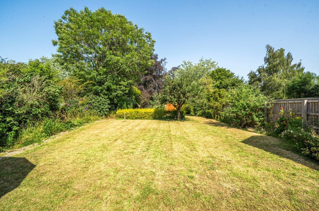 Property photo 2 of 11 Rear Garden