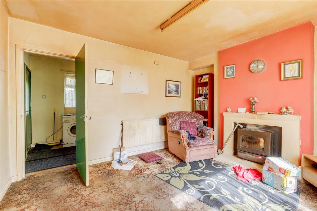 Property photo 2 of 11 020925.Jpg