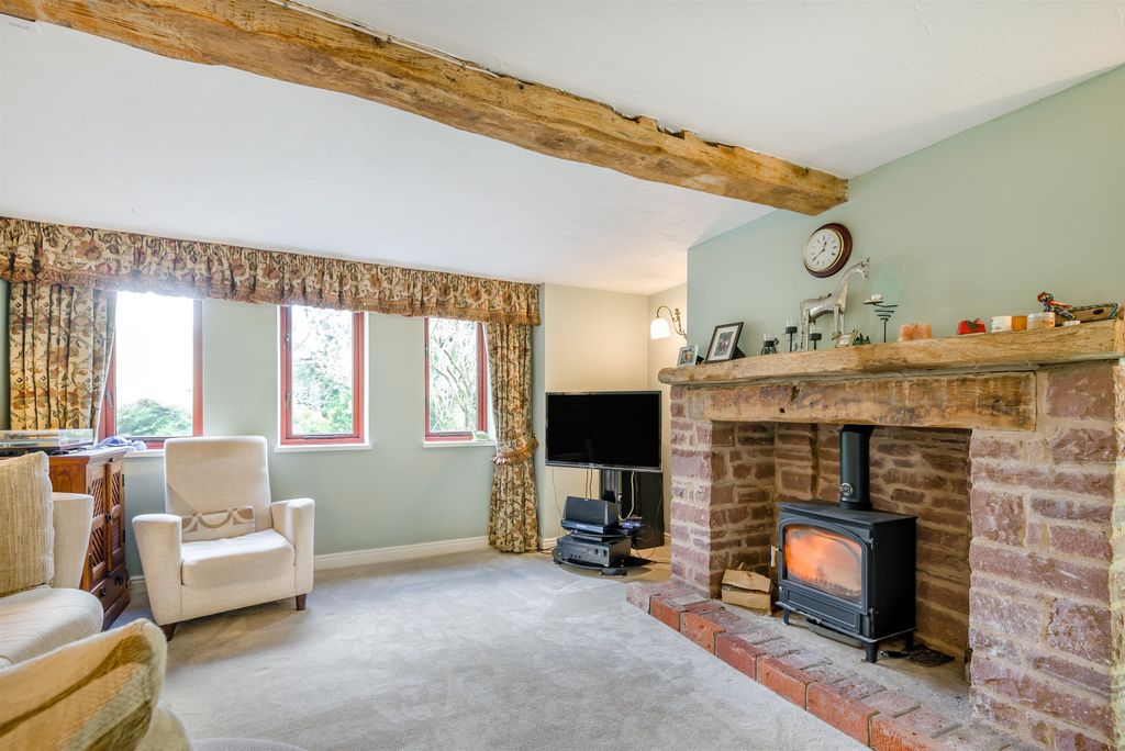 Property photo 3 of 35