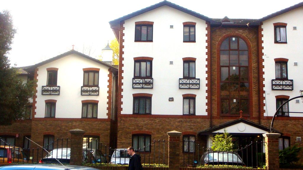 Property photo 1 of 5