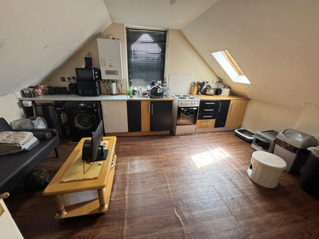 Property photo 3 of 14 Flat 4 - Kitchen-Living Room