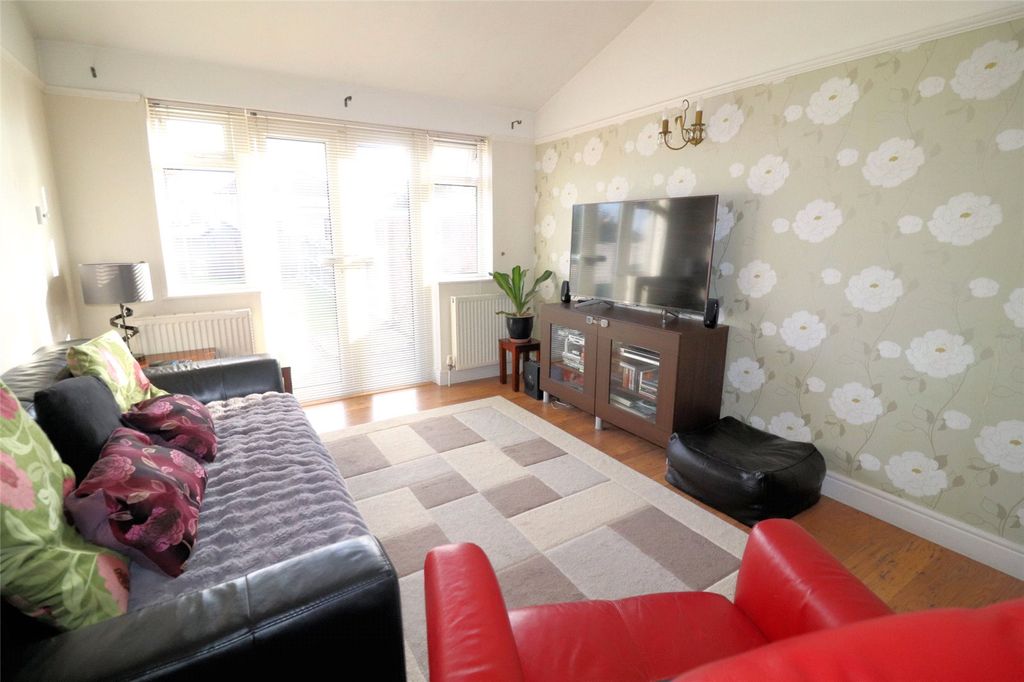 Property photo 3 of 25 Picture No. 26