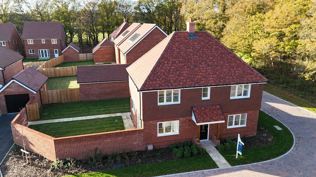 Property photo 1 of 21