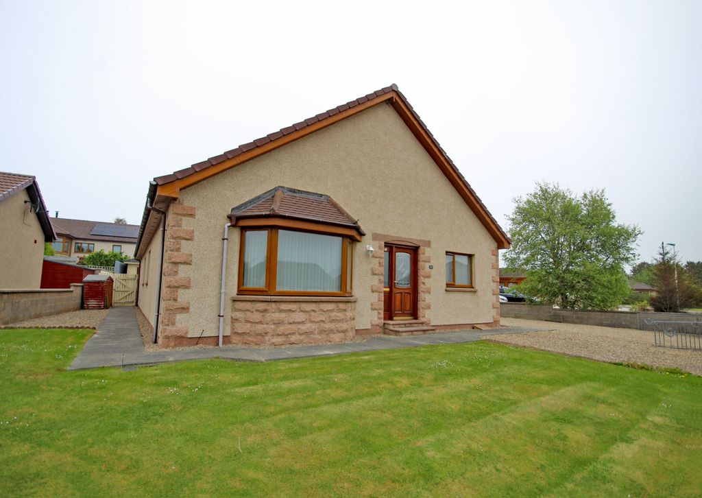 Property photo 1 of 30