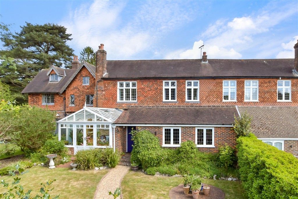 Property photo 1 of 20 External (Web)