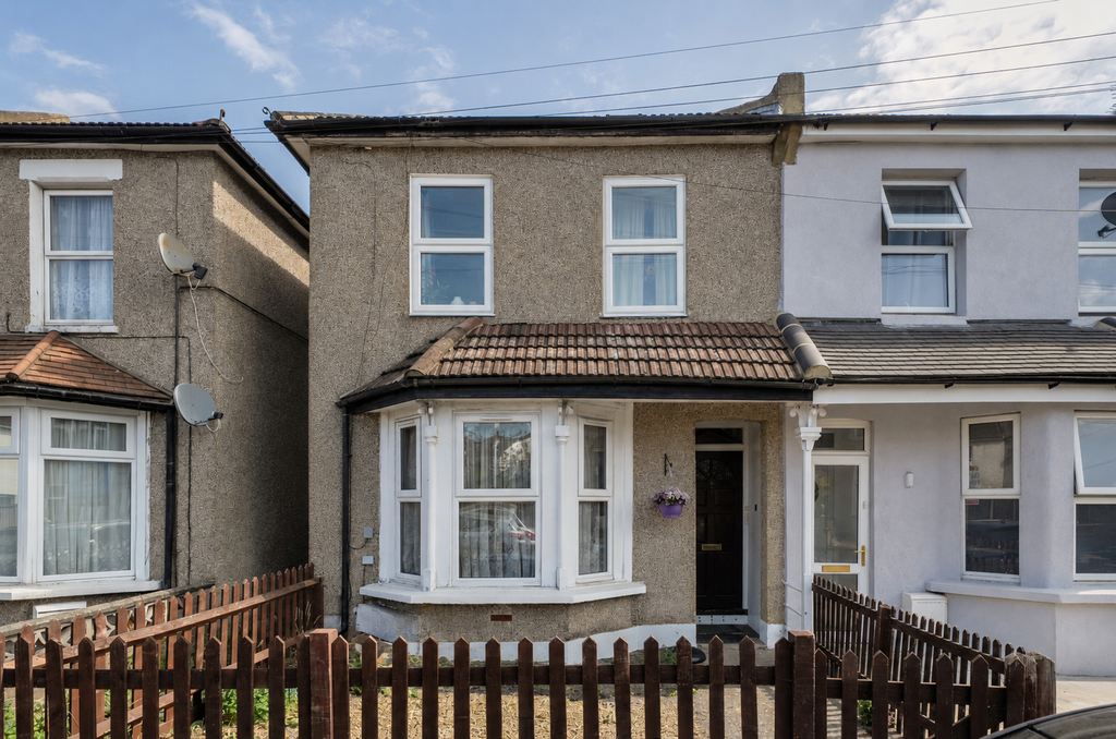 Property photo 1 of 10 External