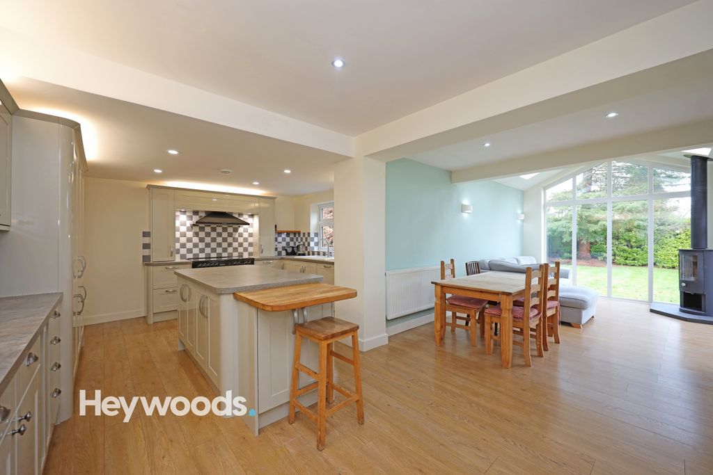 Property photo 3 of 60 0F1A8109