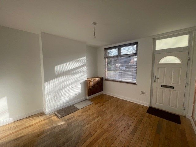 Property photo 3 of 16 Photo 2