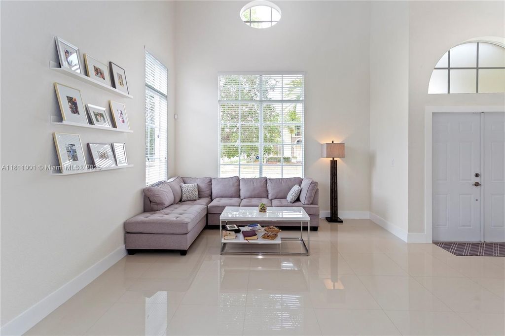 Property photo 1 of 48