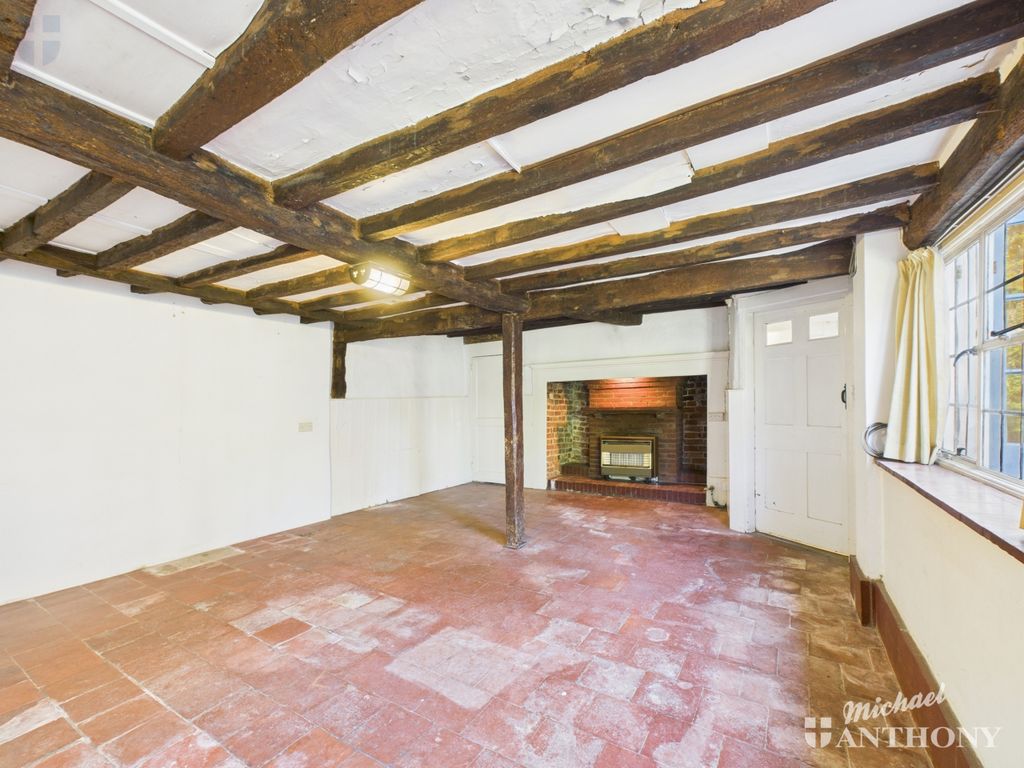 Property photo 2 of 23 Cam03218G0-Pr0598-Still005