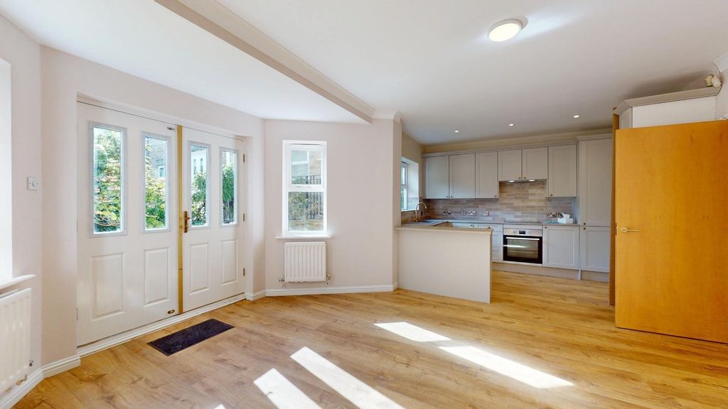 Property photo 3 of 9 19-Regency-Court-09282026_130629.Jpg