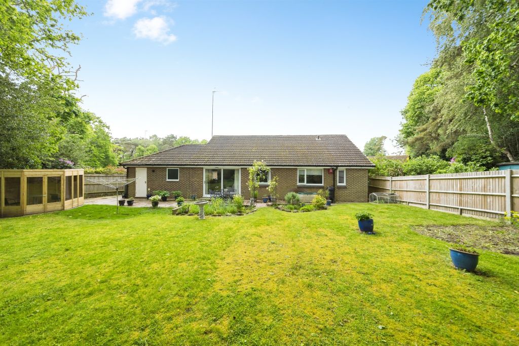 Property photo 3 of 17