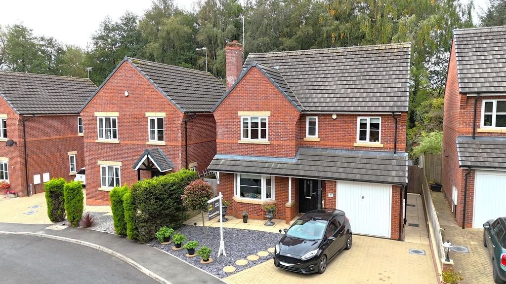 Property photo 1 of 24