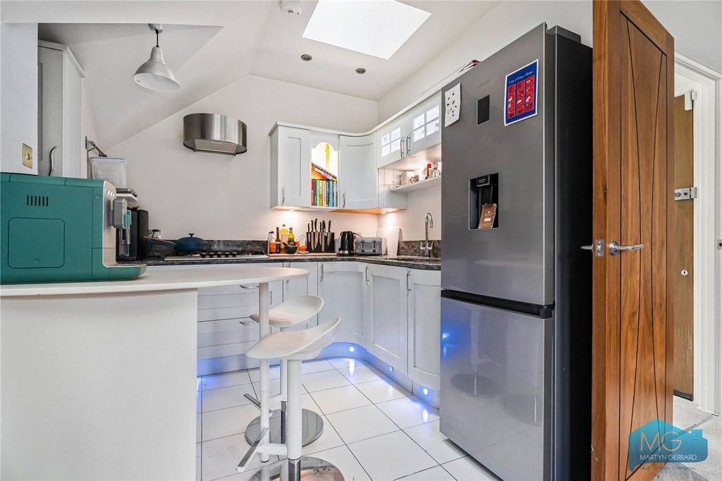 Property photo 3 of 18 Picture No. 09