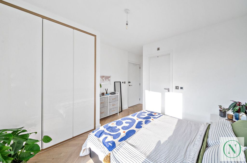 Additional image 13 of 3 bed flat for saleBell Foundry Close, Croydon CR0